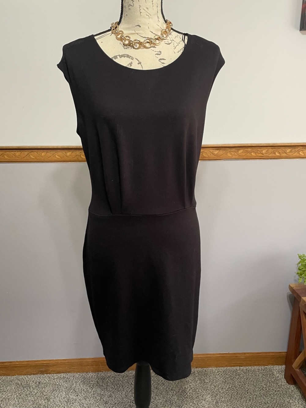 NINE WEST Classic Black Cap-Sleeve Sheath Dress LARGE